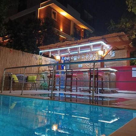Beyaz Melek Apart Hotel Анталья Экстерьер фото